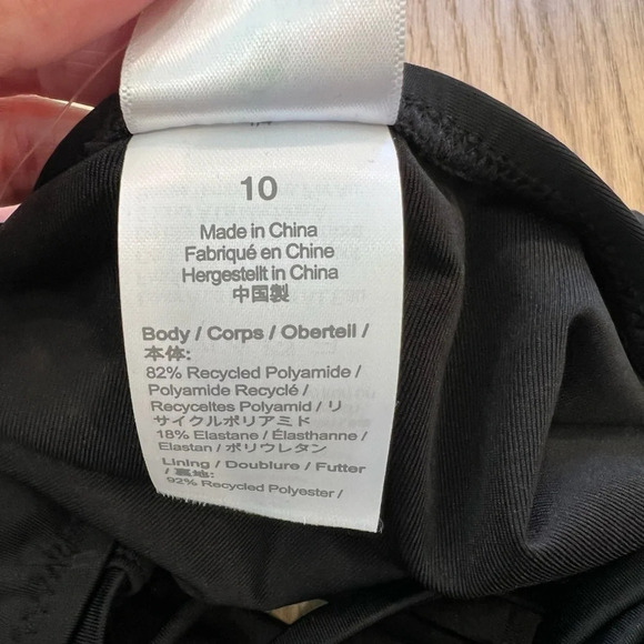 J crew NWT
Black one piece swimsuit
Criss cross tie up back
Size 10 - Picture 5 of 7